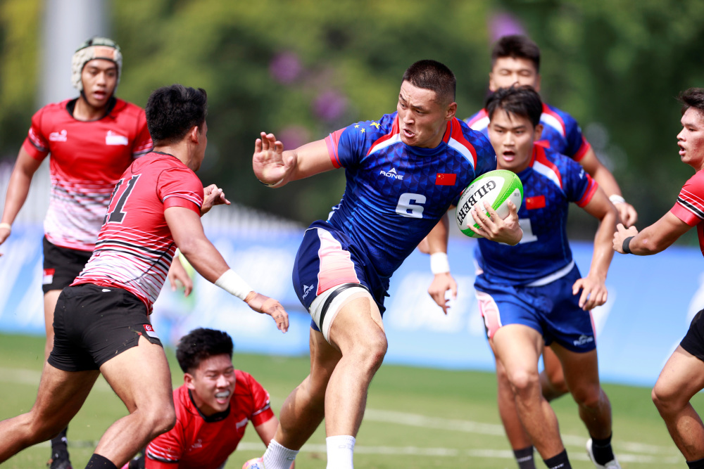 技术流与激情碰撞，橄榄球决赛再创新高