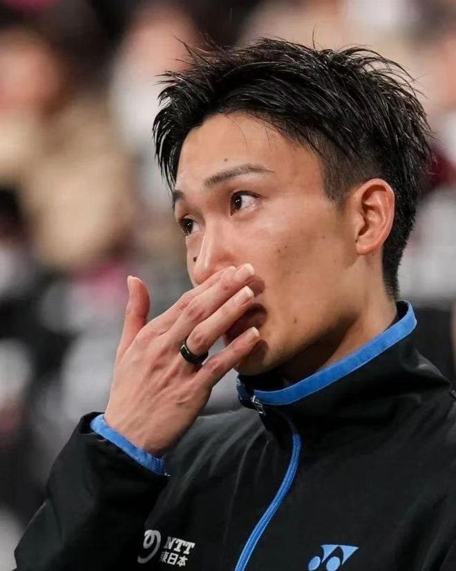 韩国队完胜泰国队，桃田贤斗点燃赛场