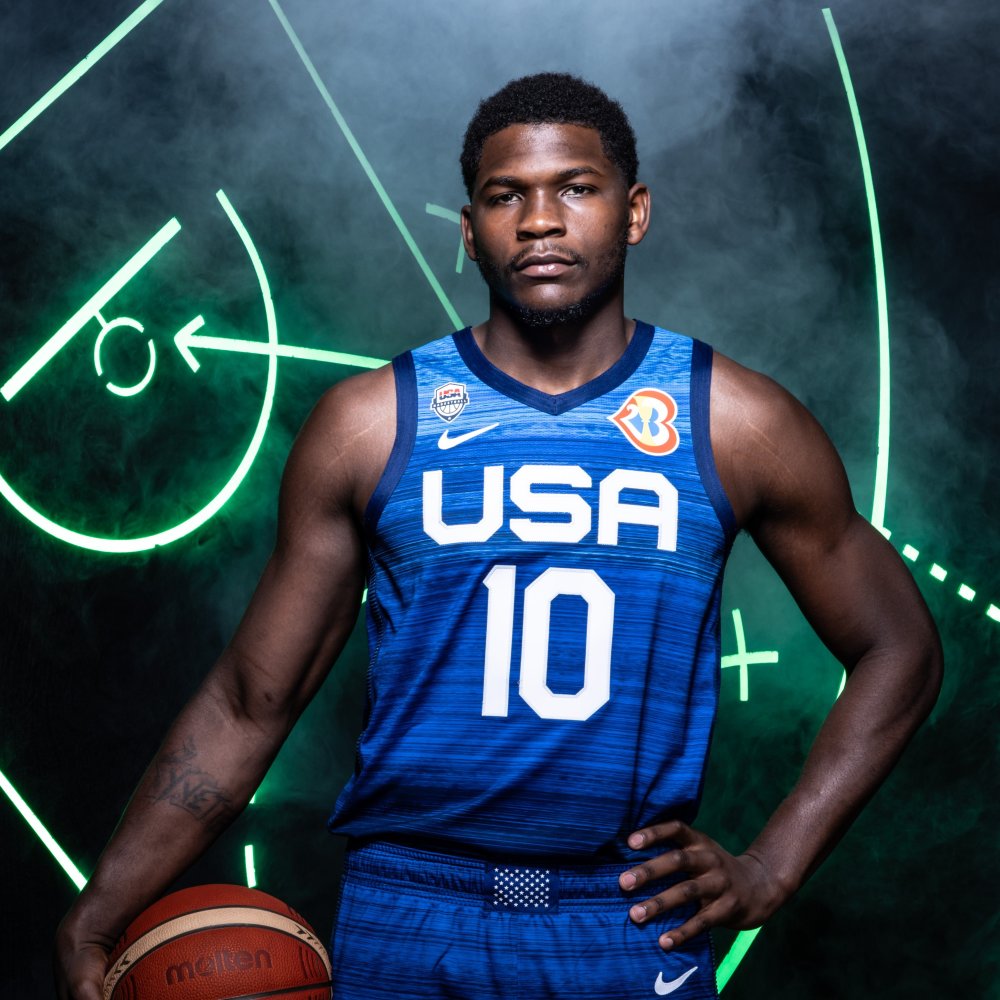 即时盘口选手发挥出色，荣膺最佳MVP的简单介绍