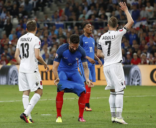 法国队绝杀丹麦队,郑思维统治全场 法国队绝杀丹麦队,郑思维统治全场