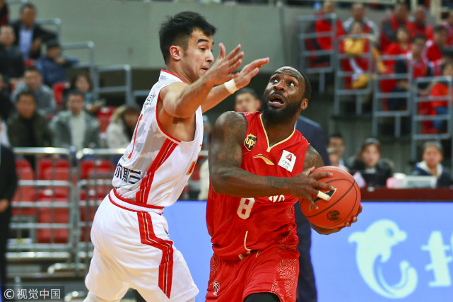 新疆队鏖战勇士，陶汉林关键制胜