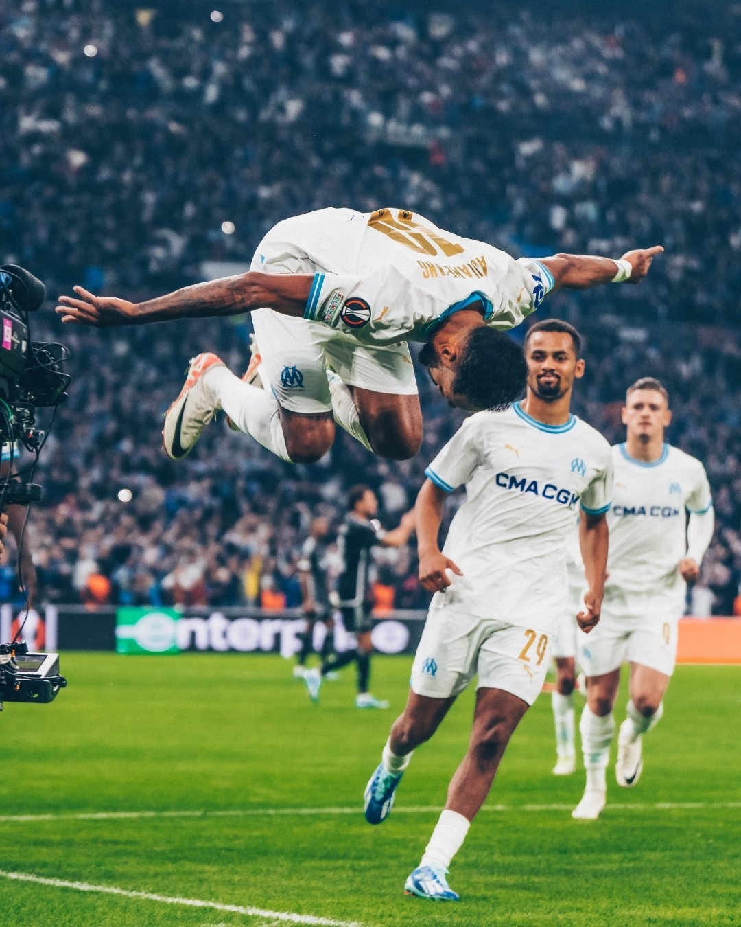 巴黎绝杀塞内加尔，梅西关键制胜