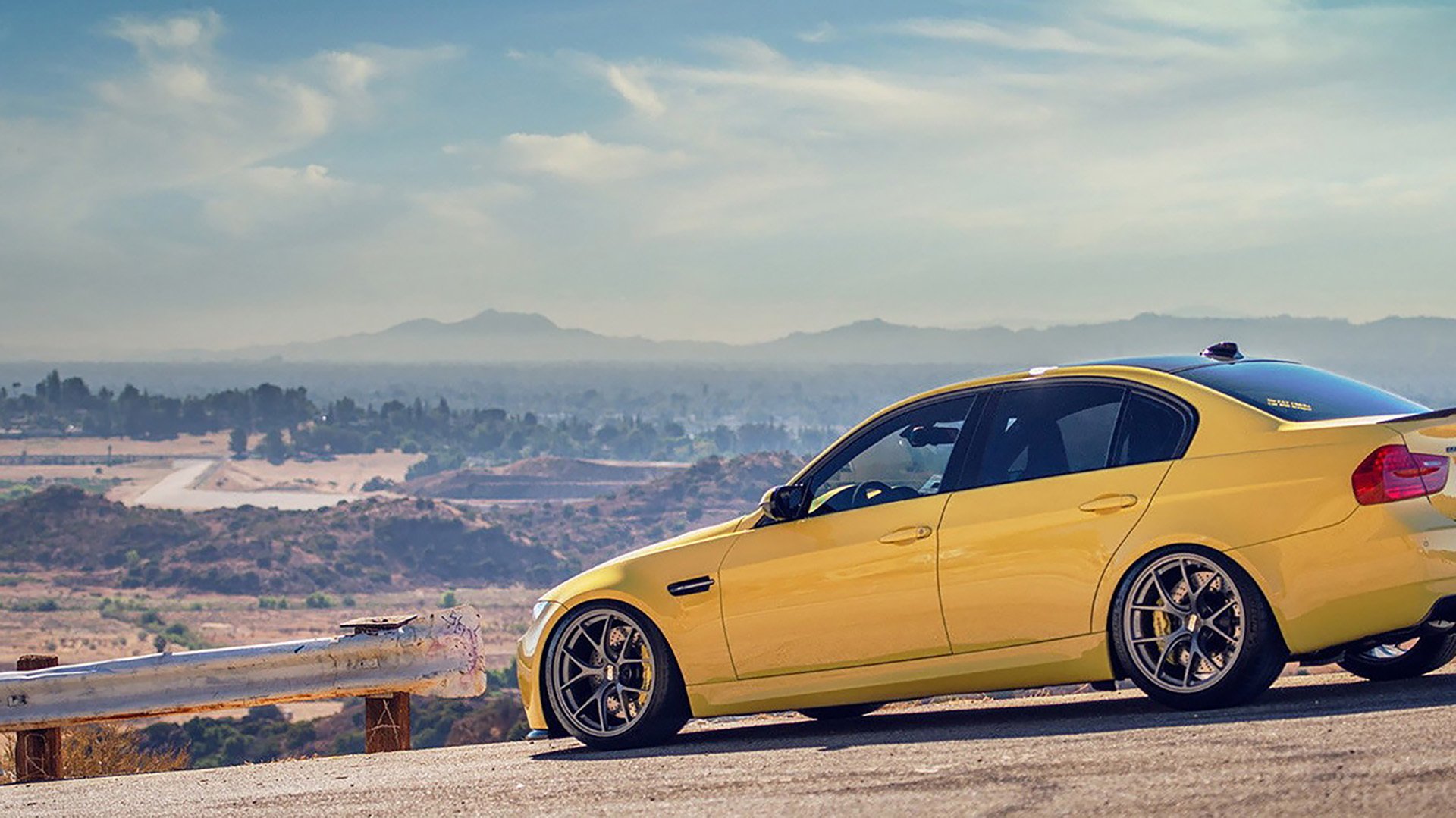 本泽马领军奏凯,智利压哨绝杀—国际足球友谊赛双星闪耀之夜