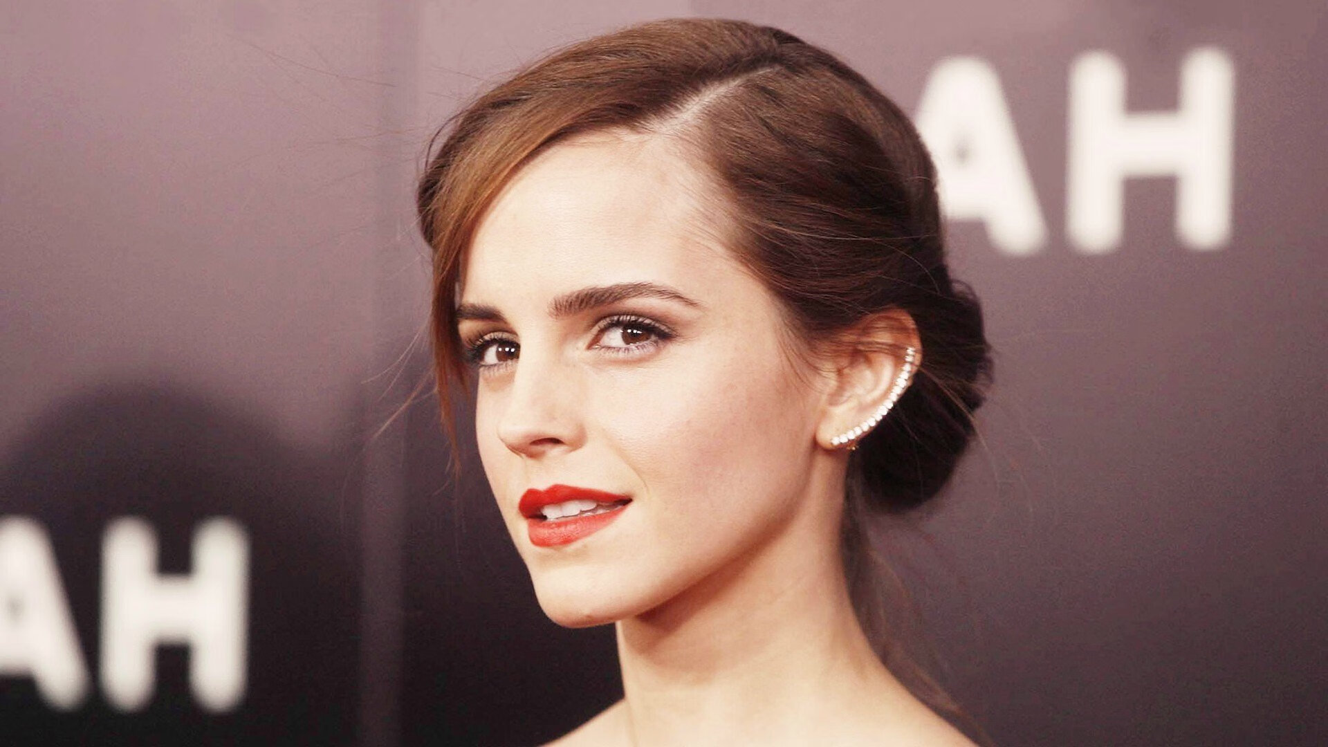 平行宇宙的哨响，当广东队遇上湖人，詹姆斯一球定时空