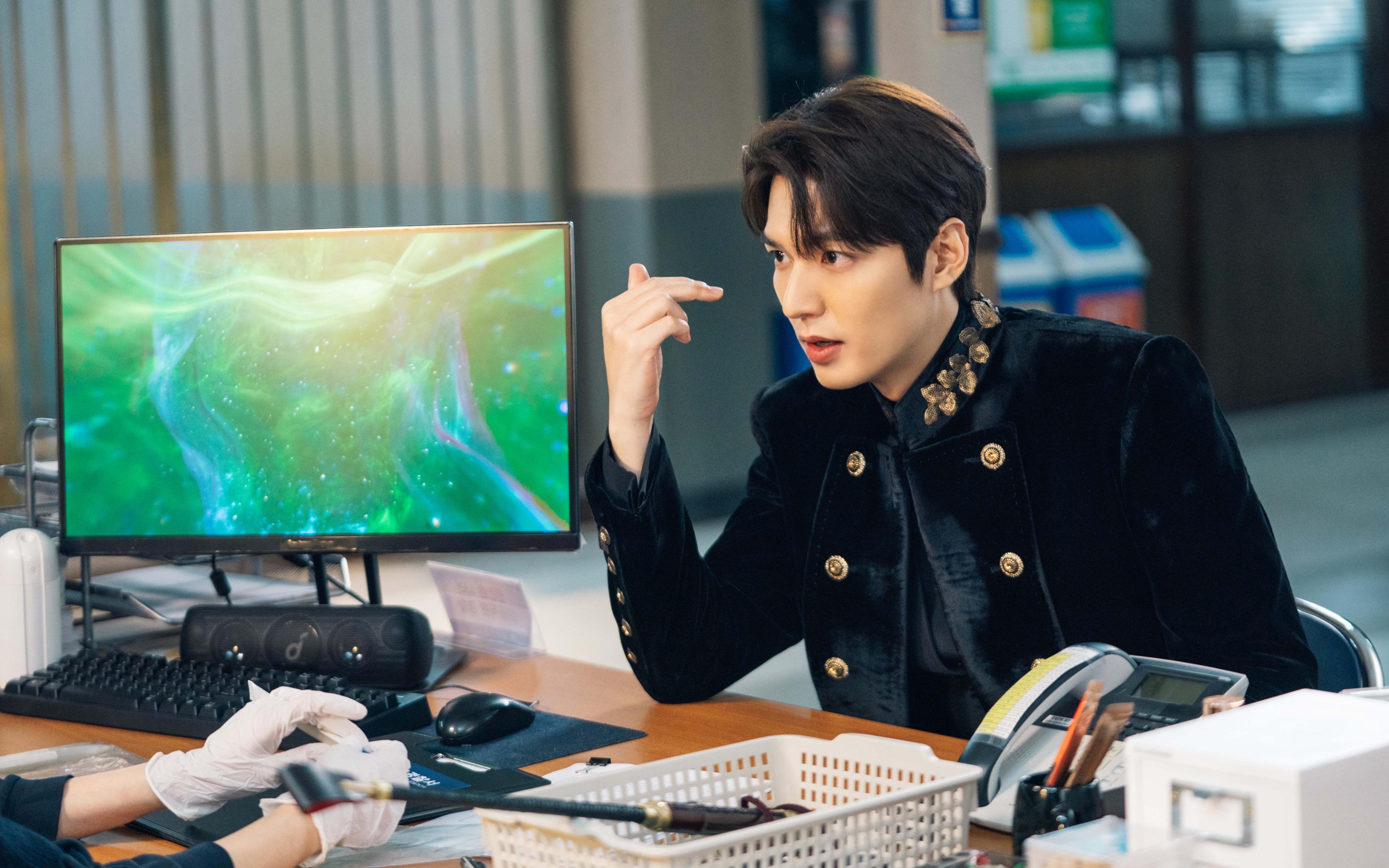 完美替身,击败老鹰之夜,杜兰特的幽灵掌声最响亮