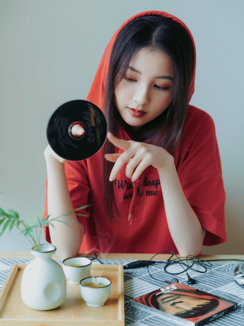 寂静回声与终场哨音，布鲁诺的自我救赎与一场被压制的比赛